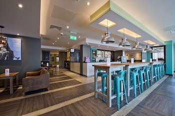 premier inn leeds cc whitehall road