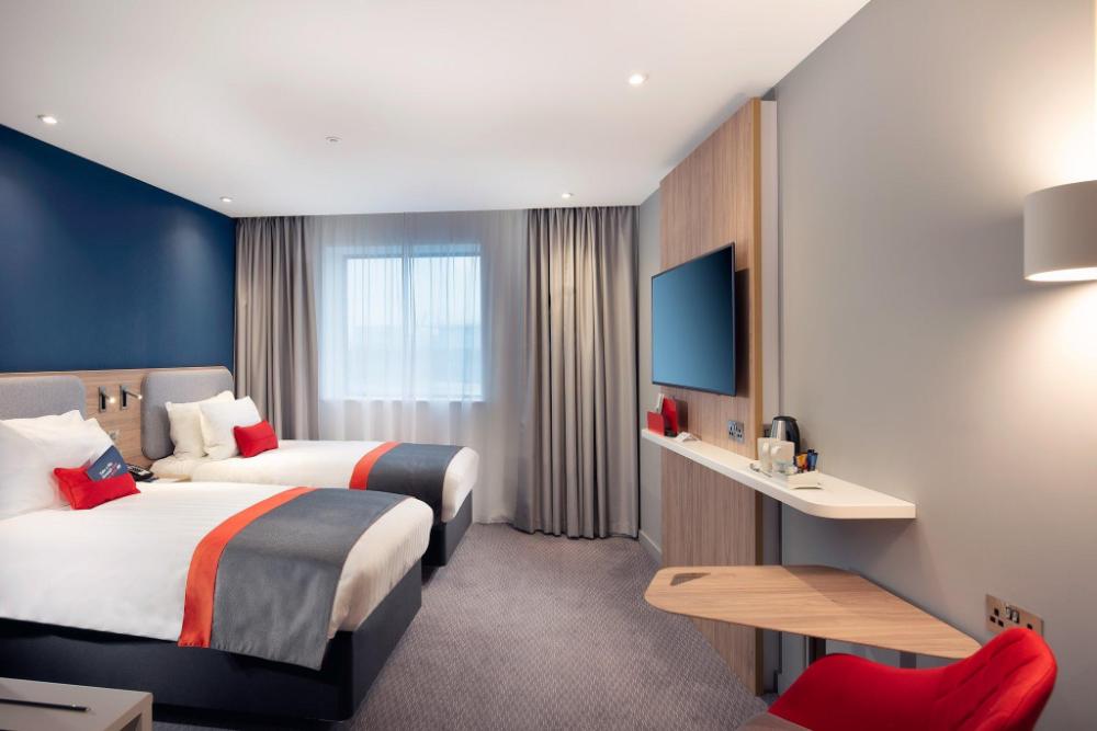 holiday inn express london heathrow t4 by ihg