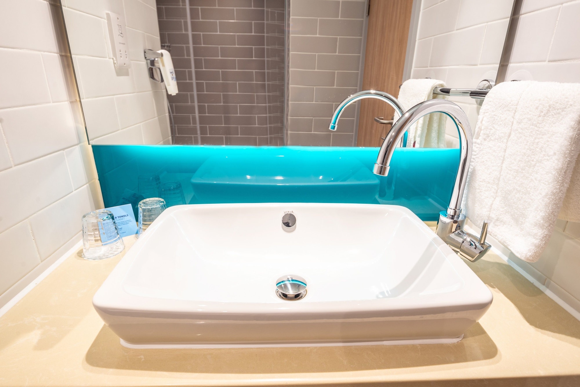 holiday inn express london heathrow t4 by ihg