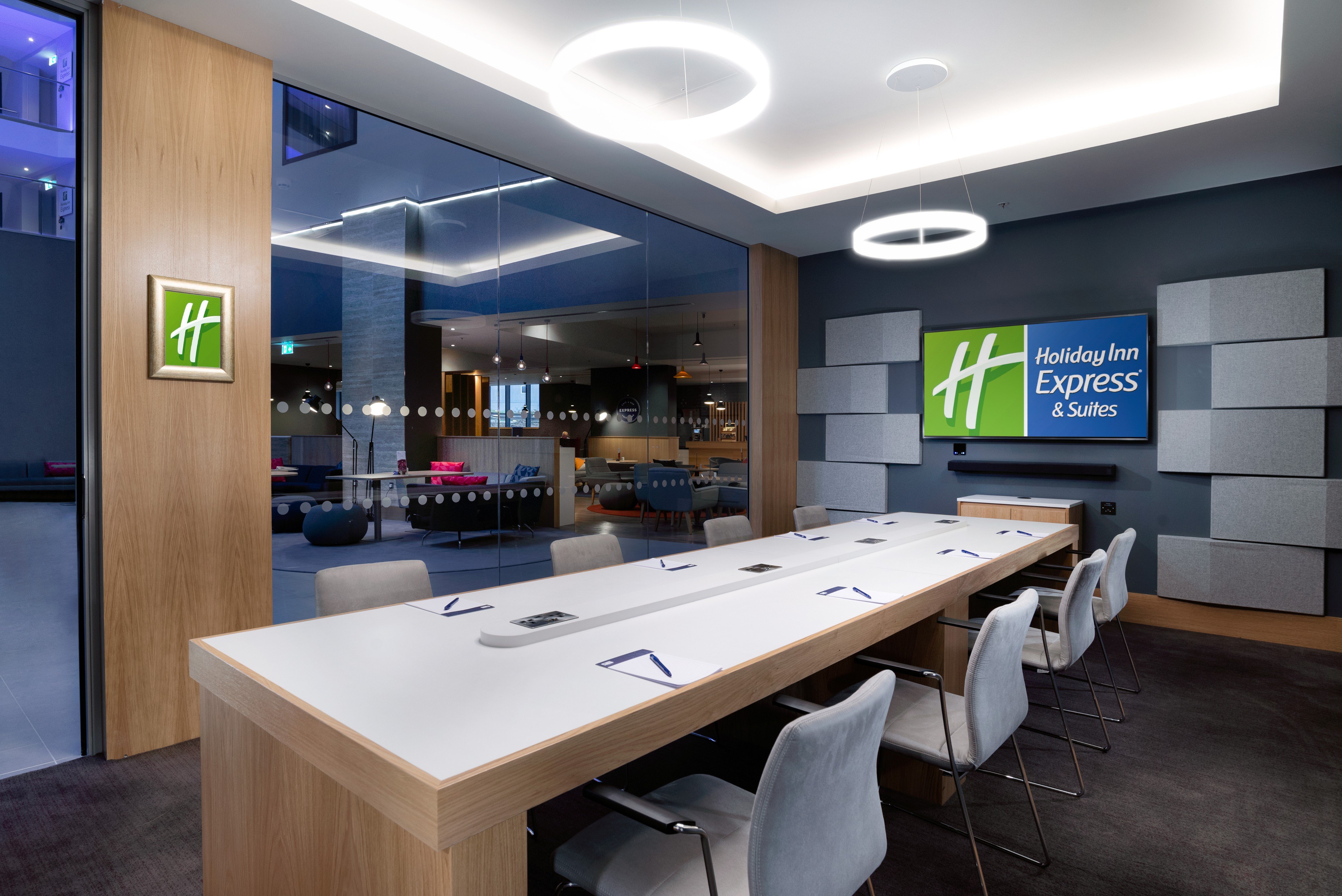 holiday inn express london heathrow t4 by ihg