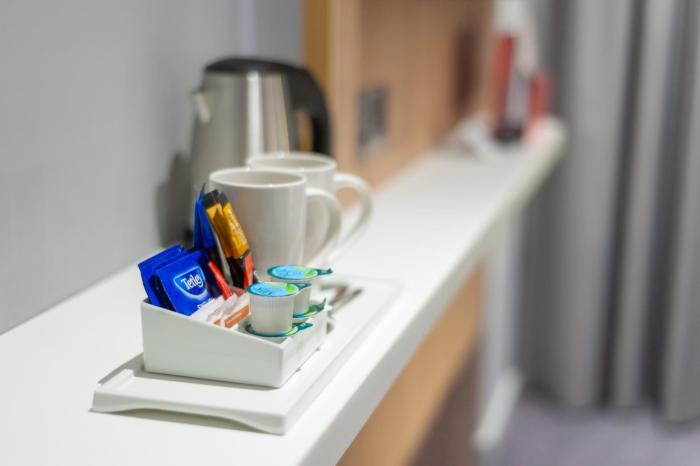 holiday inn express london heathrow t4 by ihg