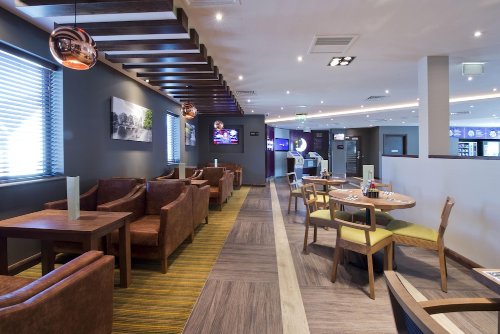 premier inn addlestone