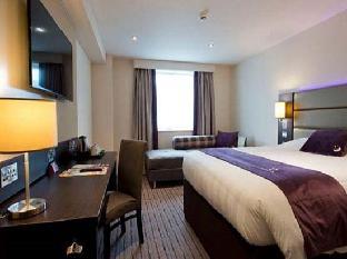 premier inn addlestone
