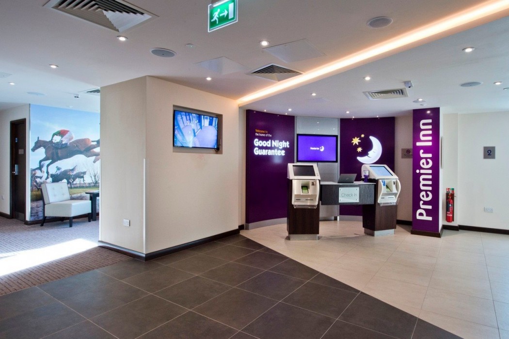 Premier Inn Cheltenham Town Centre,Cotswolds>>Cheltenham,2 star
