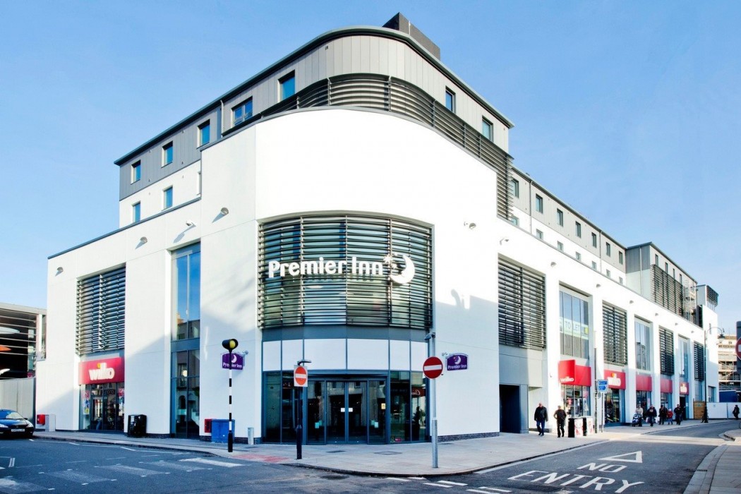 Premier Inn Cheltenham Town Centre,Cotswolds>>Cheltenham,2 star