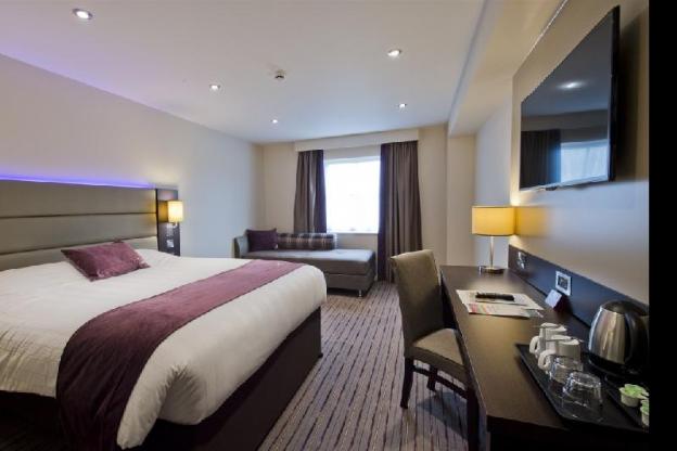 premier inn monmouth