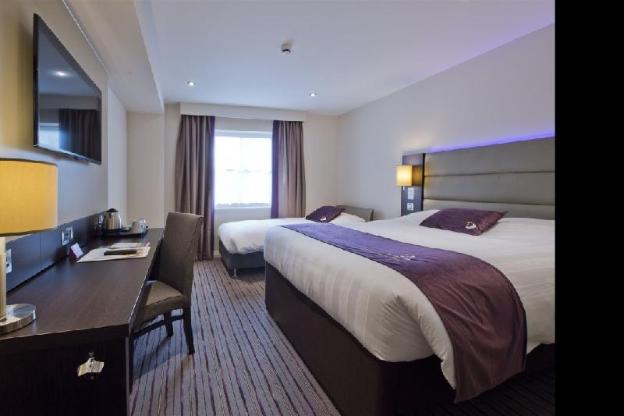 premier inn monmouth