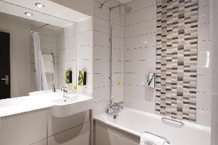 Premier Inn Monmouth,,2 star