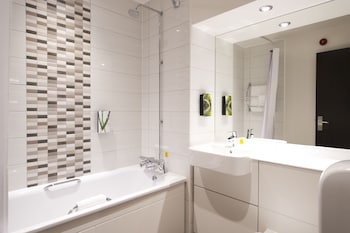 premier inn chipping norton