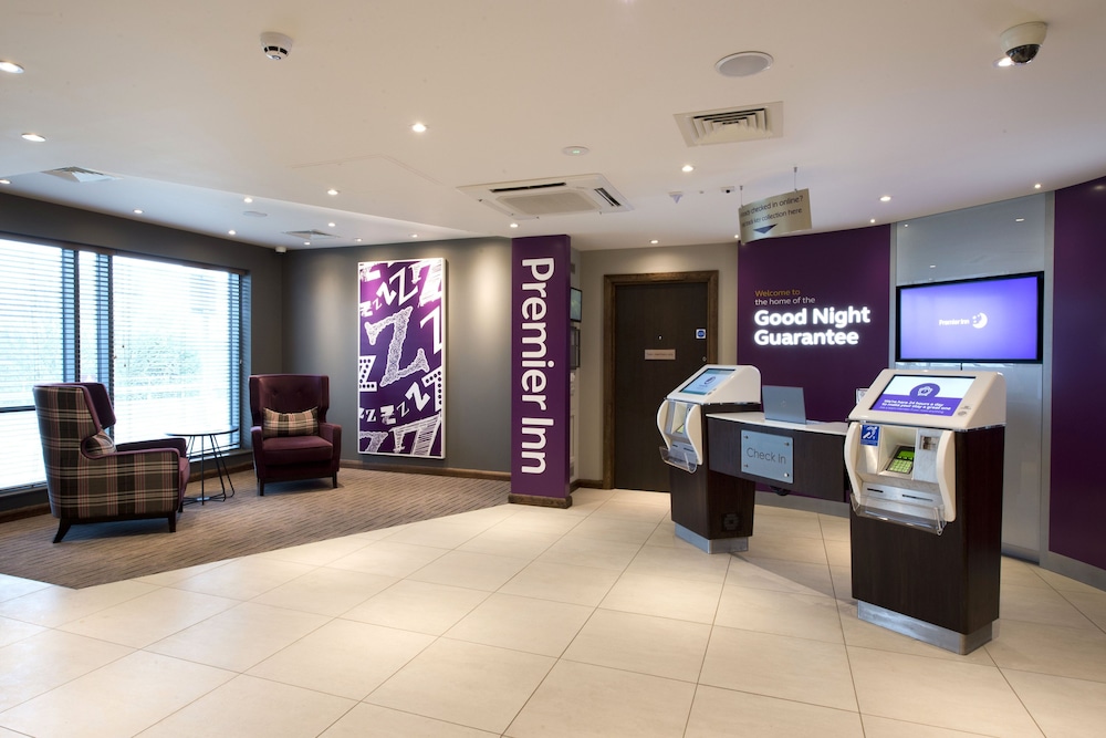 premier inn chipping norton