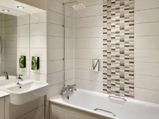 premier inn london southgate