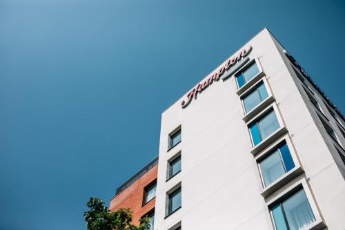 hampton by hilton belfast city centre