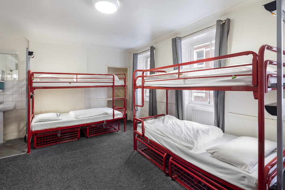 astor museum inn hostel