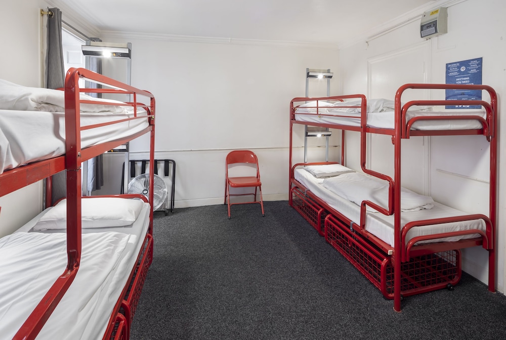 astor museum inn hostel