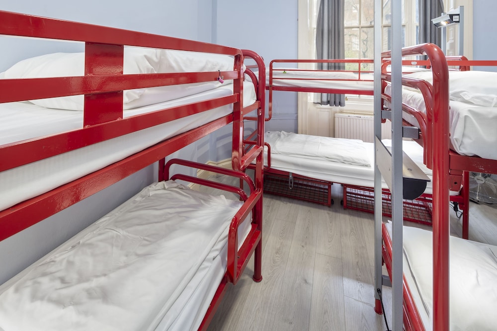 astor museum inn hostel