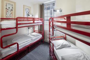 astor museum inn hostel