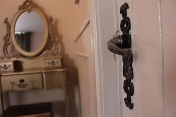 The Capon Tree Town House,Scotland>>Jedburgh,4 star