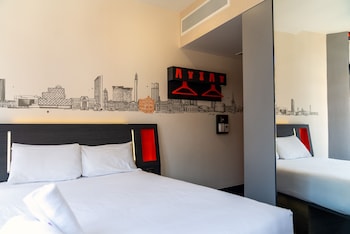 easyhotel birmingham