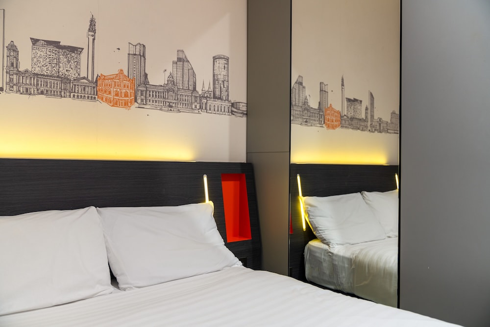 easyhotel birmingham