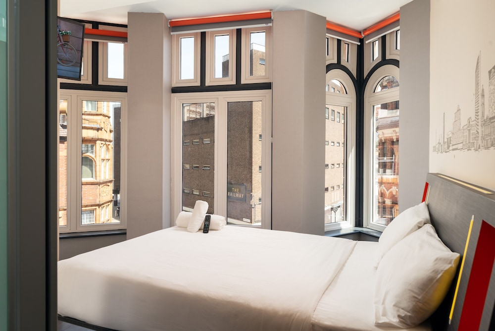 easyhotel birmingham