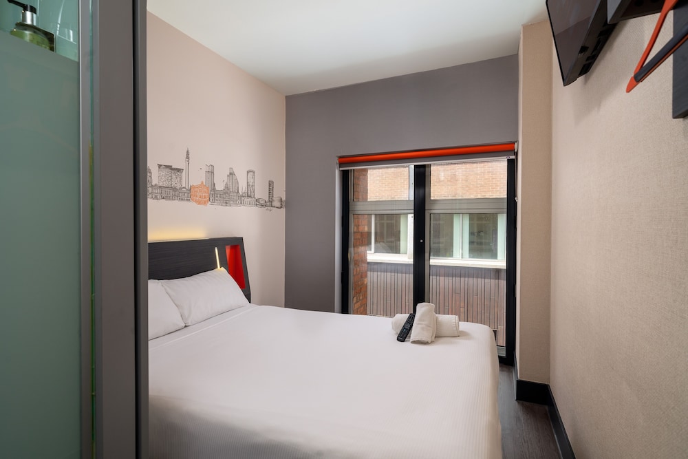 easyhotel birmingham