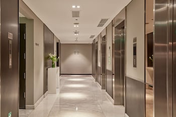 f1 hotel manila