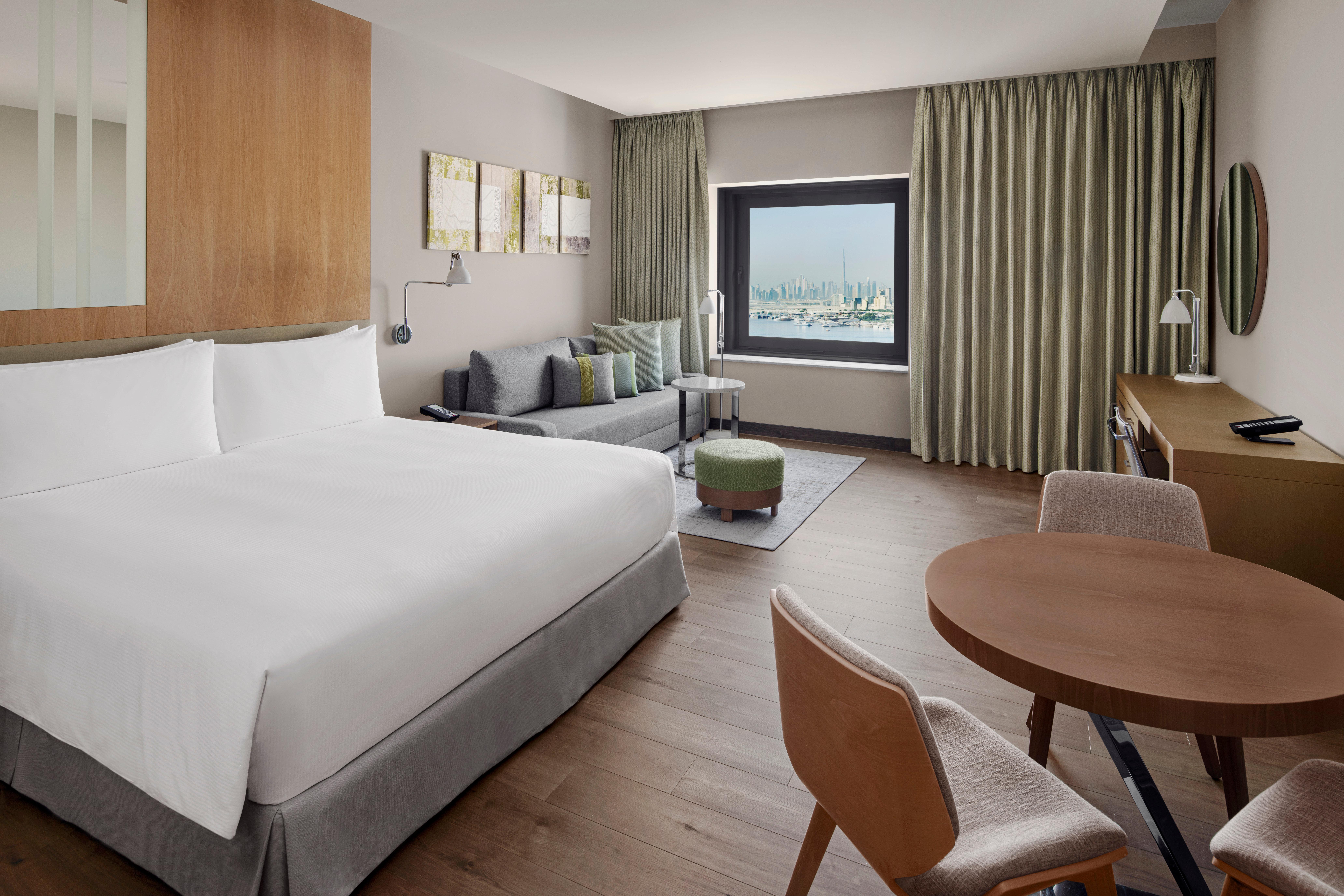 holiday inn and suites dubai festival city by ihg