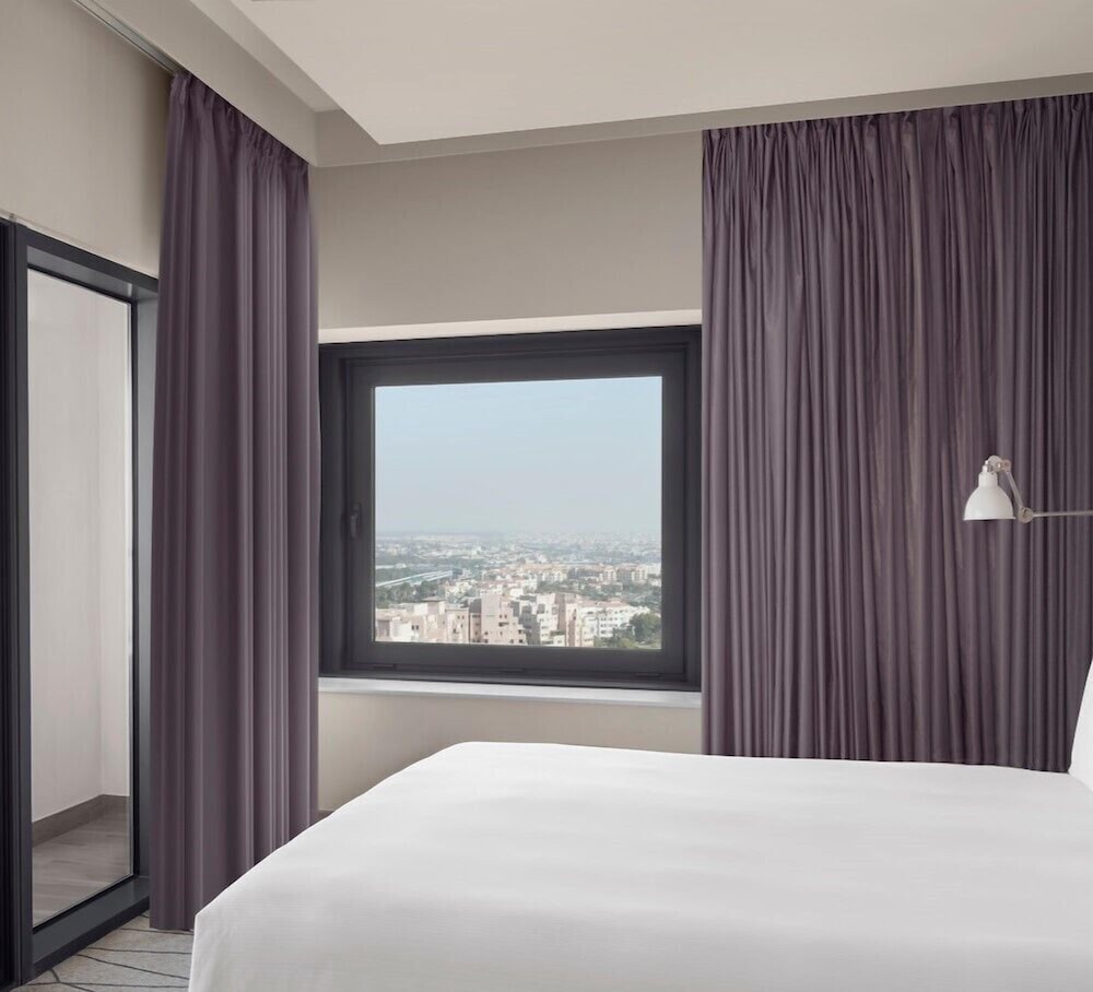 holiday inn and suites dubai festival city by ihg
