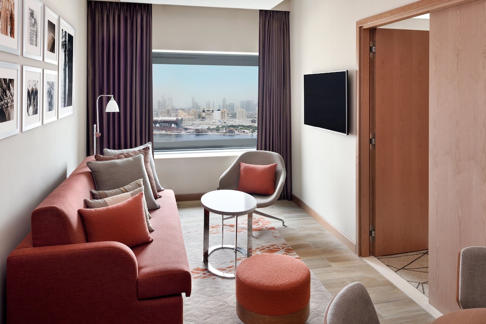 holiday inn and suites dubai festival city by ihg