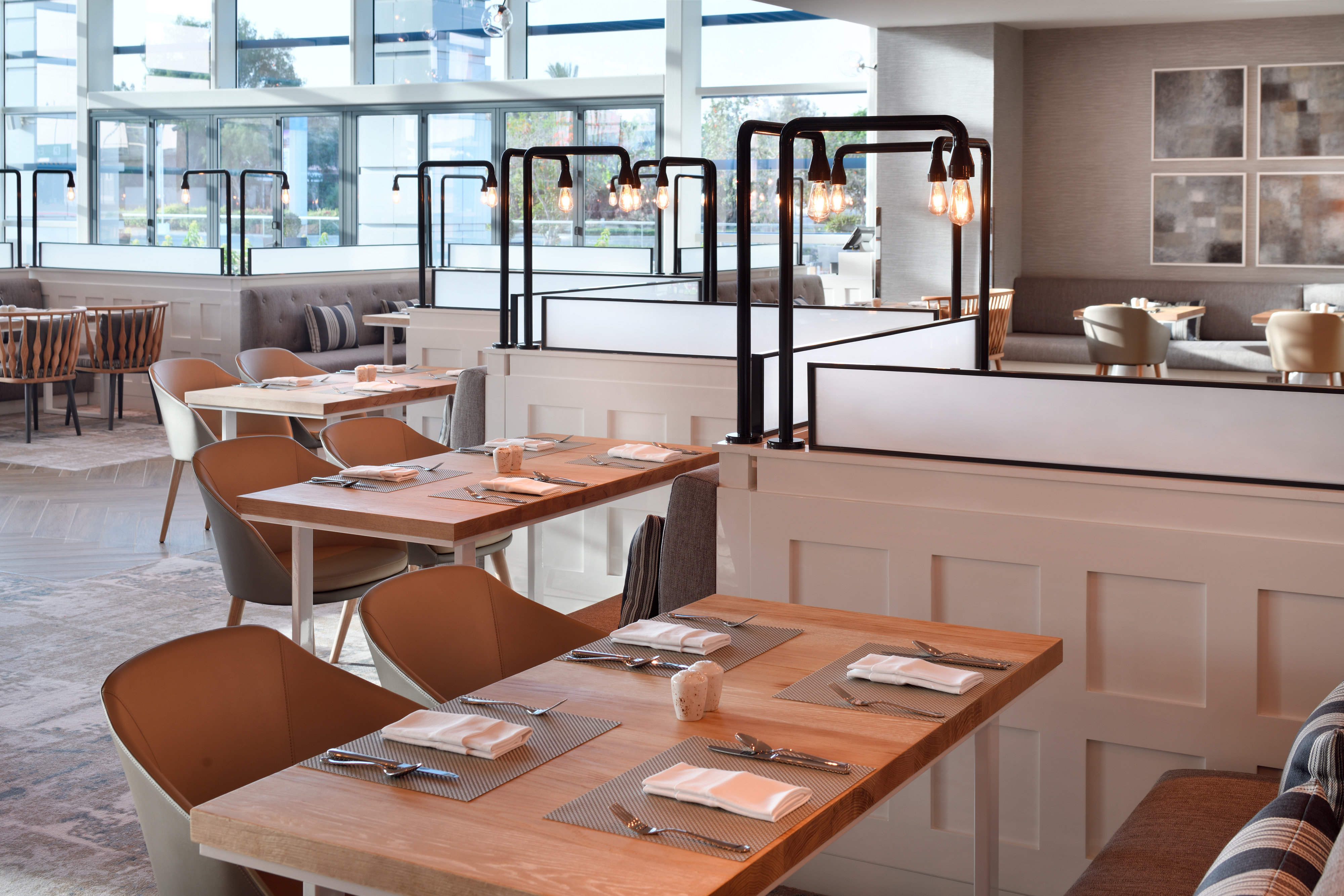 holiday inn and suites dubai festival city by ihg