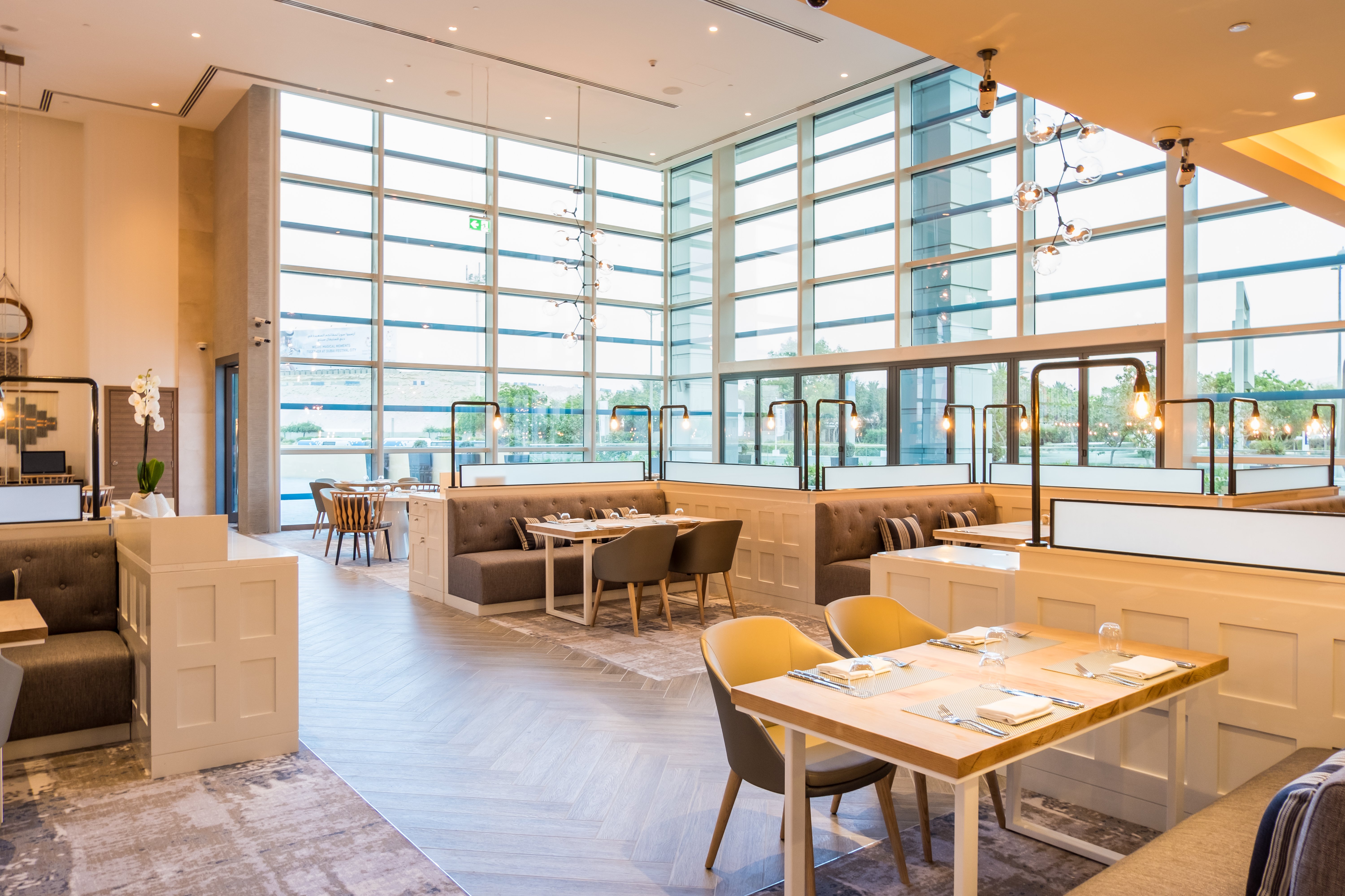 holiday inn and suites dubai festival city by ihg