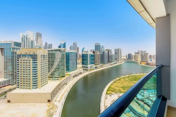 radisson blu hotel dubai waterfront