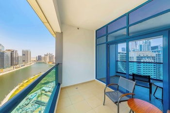radisson blu hotel dubai waterfront