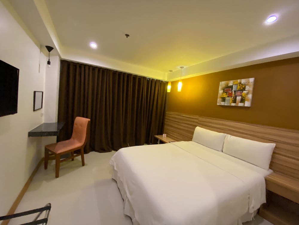 guijo suites makati