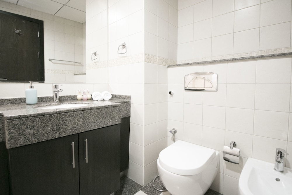 higuests bay central