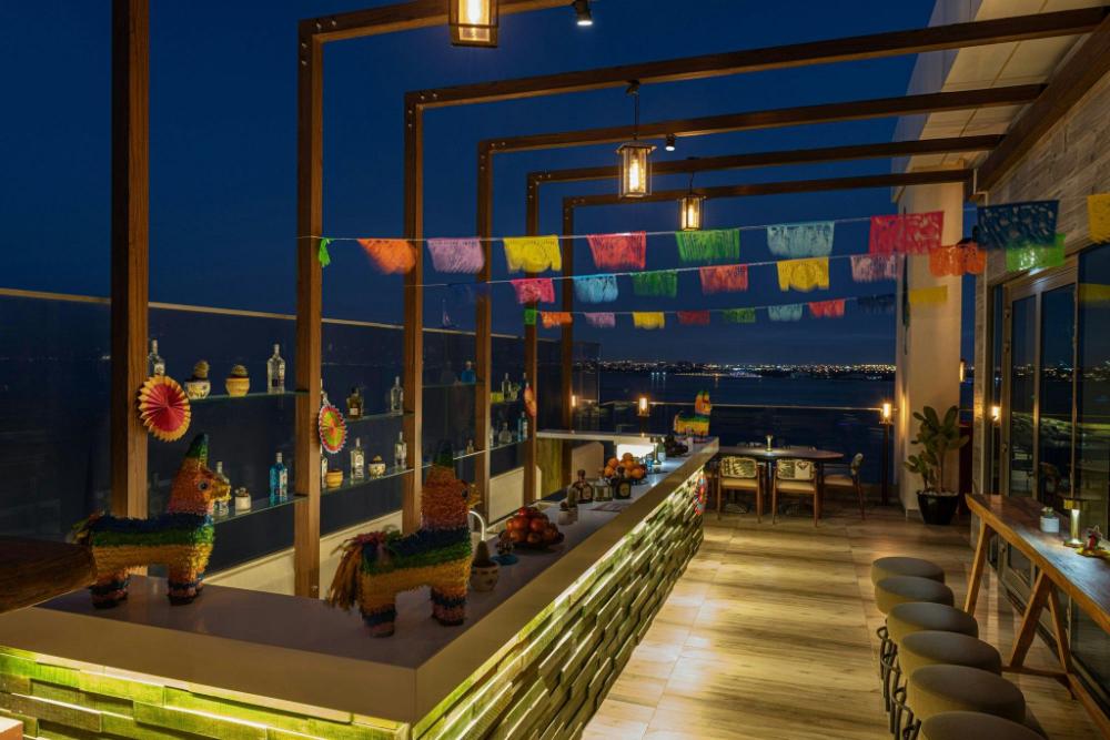aloft palm jumeirah