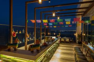 aloft palm jumeirah