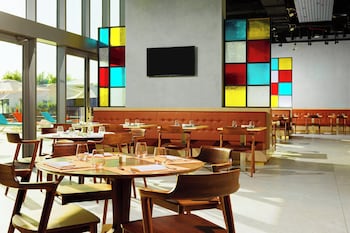 aloft palm jumeirah