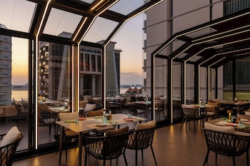 aloft palm jumeirah