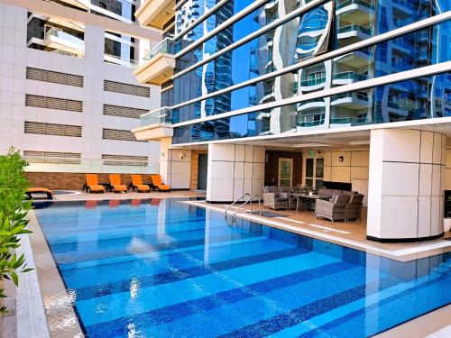 barcelo residences dubai marina