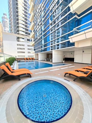 barcelo residences dubai marina