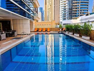 barcelo residences dubai marina