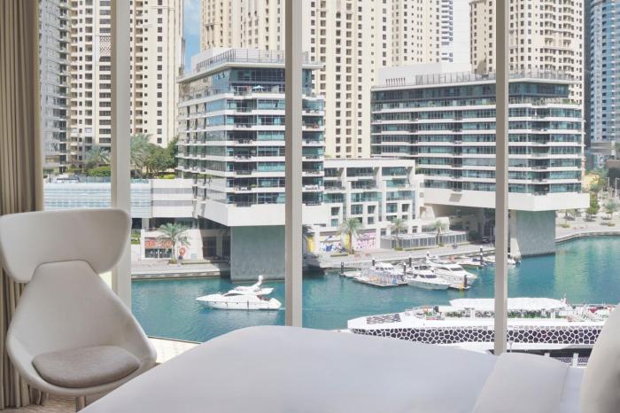crowne plaza dubai marina by ihg
