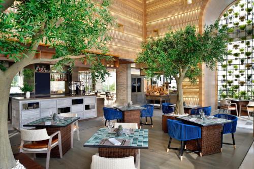 crowne plaza dubai marina by ihg