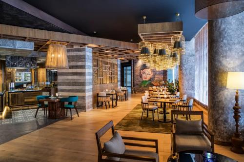 crowne plaza dubai marina by ihg