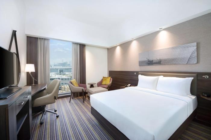 hampton by hilton dubai airport