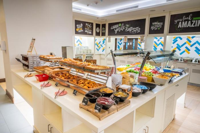 hampton by hilton dubai airport