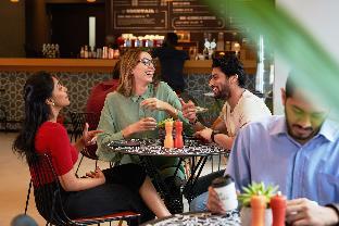 hampton by hilton dubai al seef