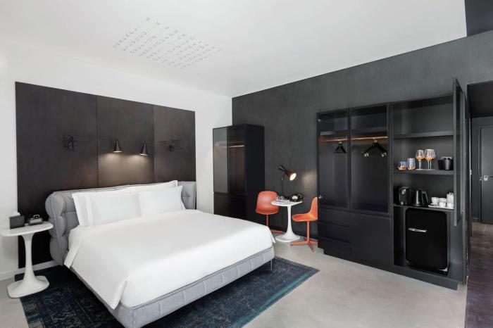 canopy by hilton dubai al seef