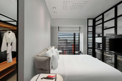 canopy by hilton dubai al seef